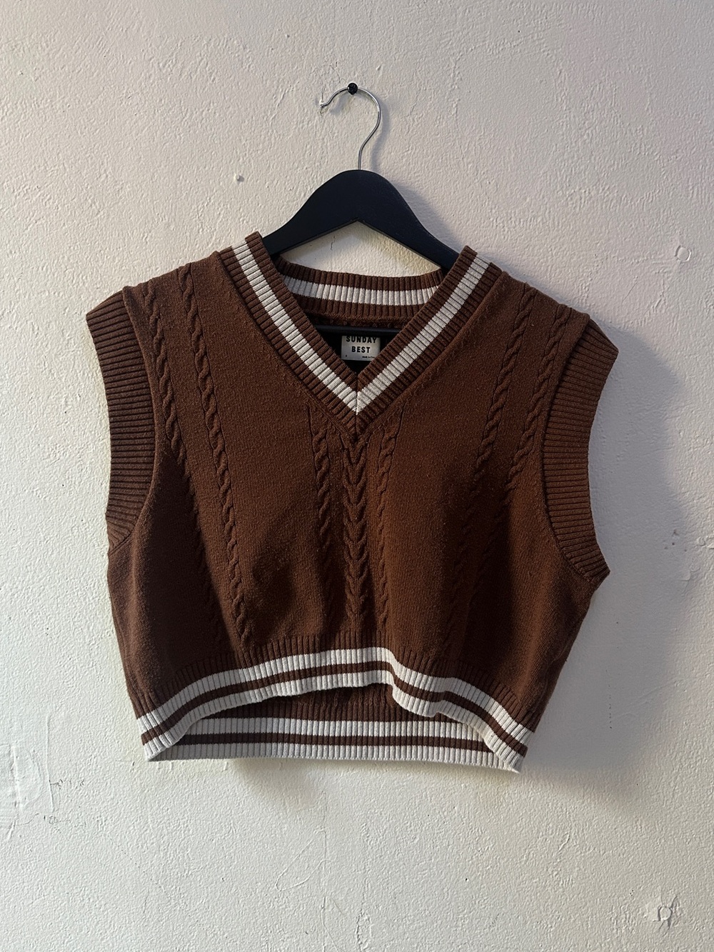 Sunday Best Aritzia Winston Merino Wool Cable Knit Sweater Vest Brown Small